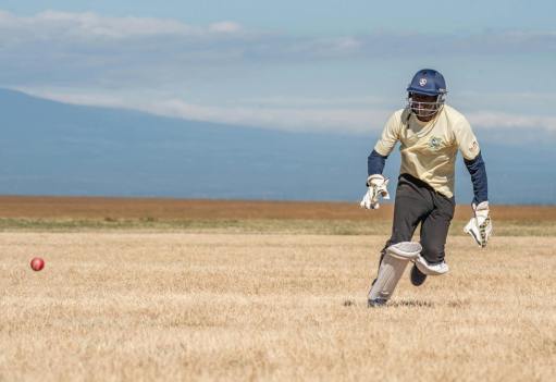 Dhoni-My favourite sportsperson | Essay By Gofiaa