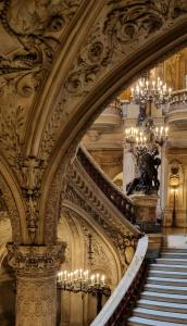 The Palace Of Illusions - At Pink City | Poem by Salabha,15, Trivandrum