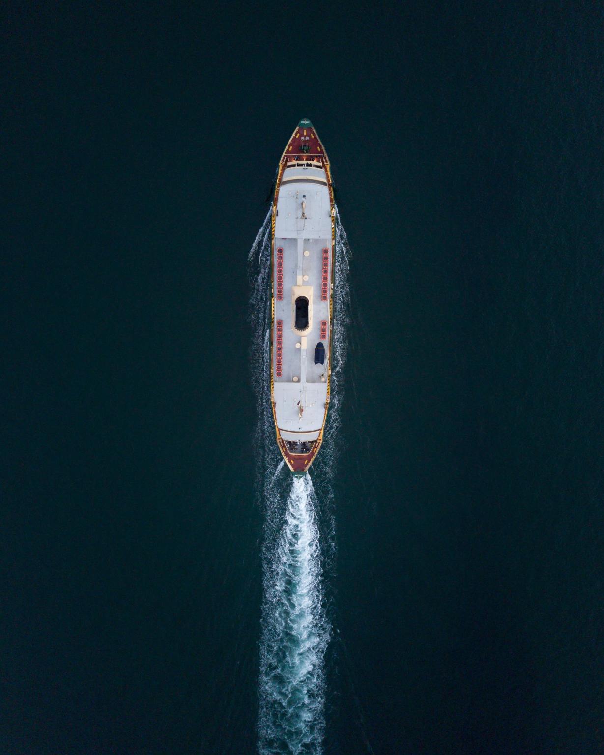 Titanic- The Unsinkable Ship | Poem