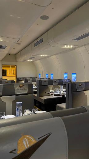 fly kouzina restaurant review kids bookosmia