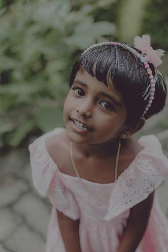 Poem : Limericks : Boy with a hat I By Aneesh ,7 , Kolkata