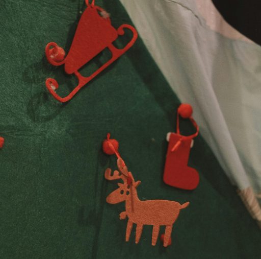 20+ Simple Christmas DIY ideas for gifts and Decorations that will light up hearts!