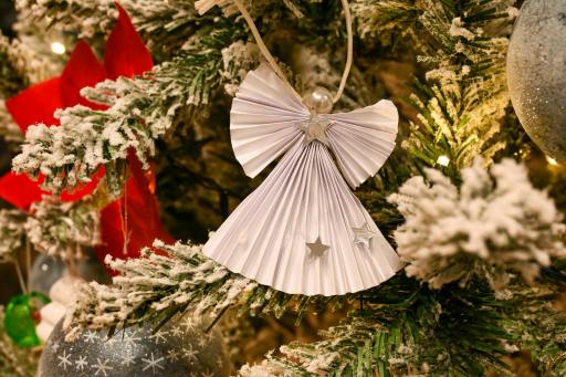 20+ Simple Christmas DIY ideas for gifts and Decorations that will light up hearts!