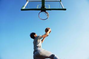 Chasing the Net through a Court of Defenders I Story By Shaarav, Thane